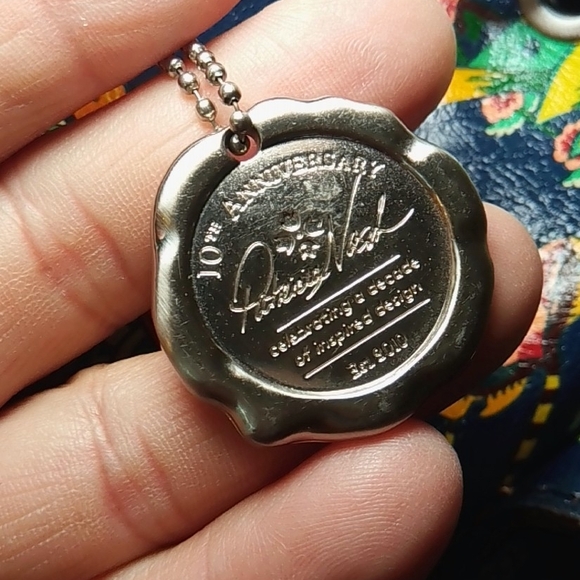 Floral Patterned Backpack - Picture 4 of 16